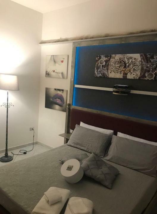 Posidonia Apartment Поцуоли Екстериор снимка